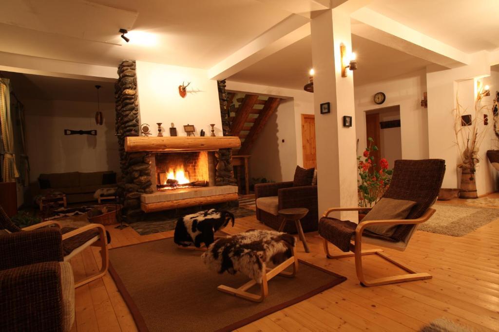 Casa Mosului - Transfagarasan Bed & Breakfast Cîrţişoara Exterior foto